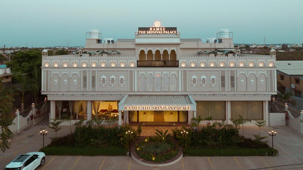 Ramee The Srinivas Palace Bhuj Exterior foto